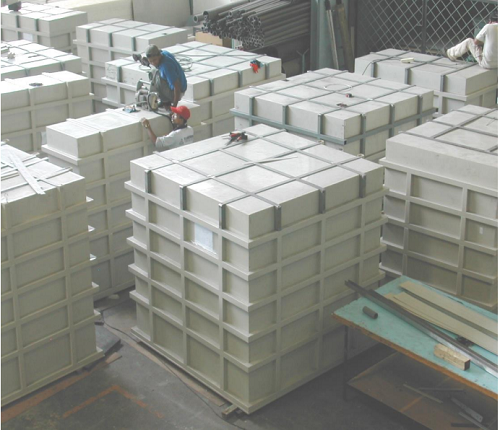 Thermoplastic Tank